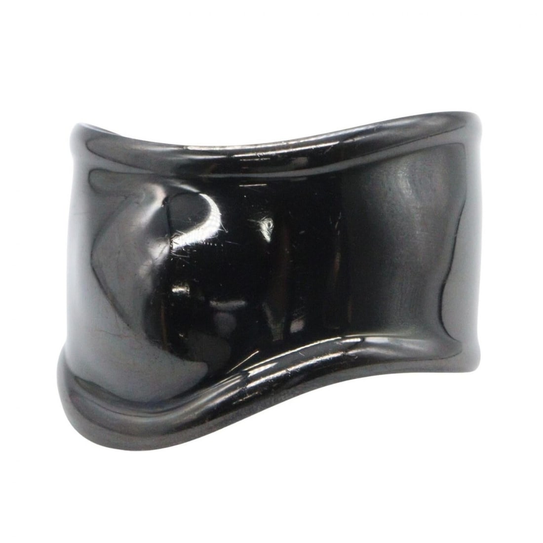 Tiffany & Co. Bone Cuff Small Bangle Accessory, Copper, Women's, Black (60020066): --- Catalog ---Category: SizeWeight: 69.7g / 2.45oz.Category: DesignType: Cuff braceletColor: BlackGender: WomenCategory: GeneralLine: BoneBrand: Tiffany--- Item List ---Section: ConditionRanking: Ran