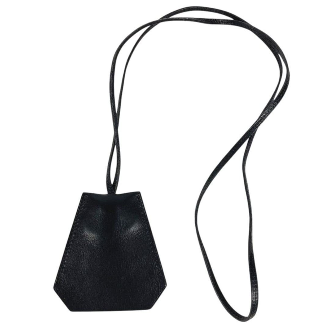 HERMES Vintage Clochette Keyring Accessory Bag Charm Leather Necklace Swift Men's Women's Black: --- Catalog ---Category: SizeNeck Circumference: 56 cm / 22.04''Category: DesignColor: BlackGender: Men,WomenMaterial: Swift leatherNecklace Type: NecklaceCategory: GeneralBrand: Hermes--- Item List -
