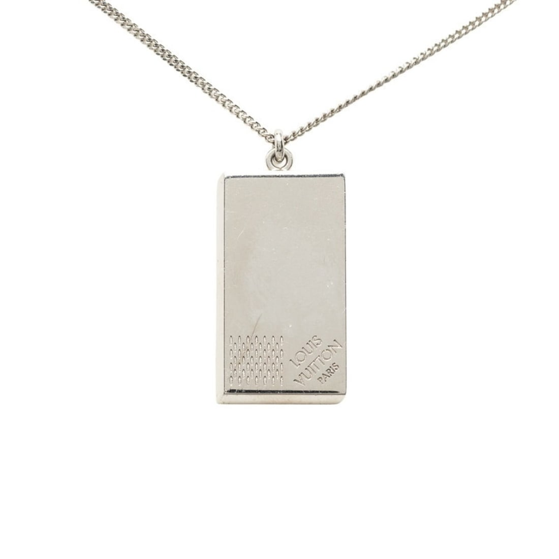 Louis Vuitton Damier Collier Plaque Logo Plate Chain Pendant Necklace M61972 Silver Metal Women's: --- Catalog ---Category: SizePendant Size: 42mm x 19.5mm / 1.65'' x 0.76''Neck Circumference: 67 cm / 26.37''Category: DesignColor: SilverGender: WomenMaterial: MetalPendant Type: PendantNecklace Type