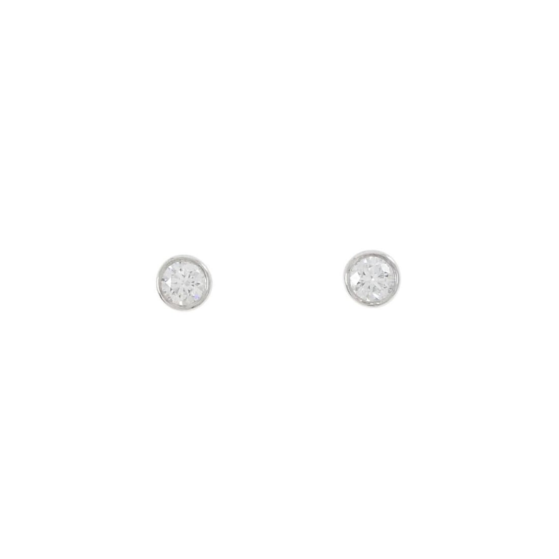 Tiffany & Co. By the Yard Earrings 0.21ct G VVS1-VVS2 3EXT: --- Catalog ---Category: DesignType: Stud earringsGender: WomenMaterial: Platinum 950Category: GeneralBrand: Tiffany--- Item List ---Section: ConditionRanking: Rank SA Used - Hardly any traces of usag