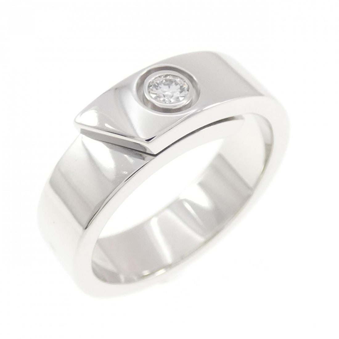 Cartier Anniversary Ring: --- Catalog ---Category: SizeJP Size: 13US Size: 6.5Category: DesignType: Anniversary ringGender: WomenMaterial: White gold (18K)Category: GeneralBrand: Cartier--- Item List ---Section: