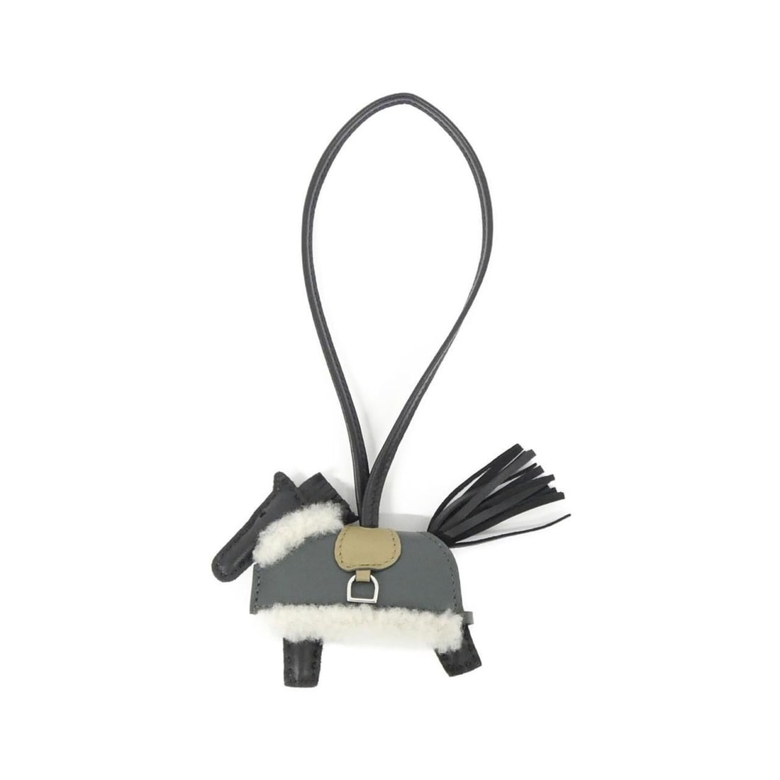 Hermes Rodeo Robeo Pruche Accessory Bag Charm PM 087387CK: --- Catalog ---Category: SizeSize (HxWxD): 75.00mm x 85.00mm / 2.95'' x 3.35''Category: DesignType: Handbag charmColor: Black, EcruGender: Men,WomenMaterial: Agneau MiloCategory: GeneralMPN: 087387CKB