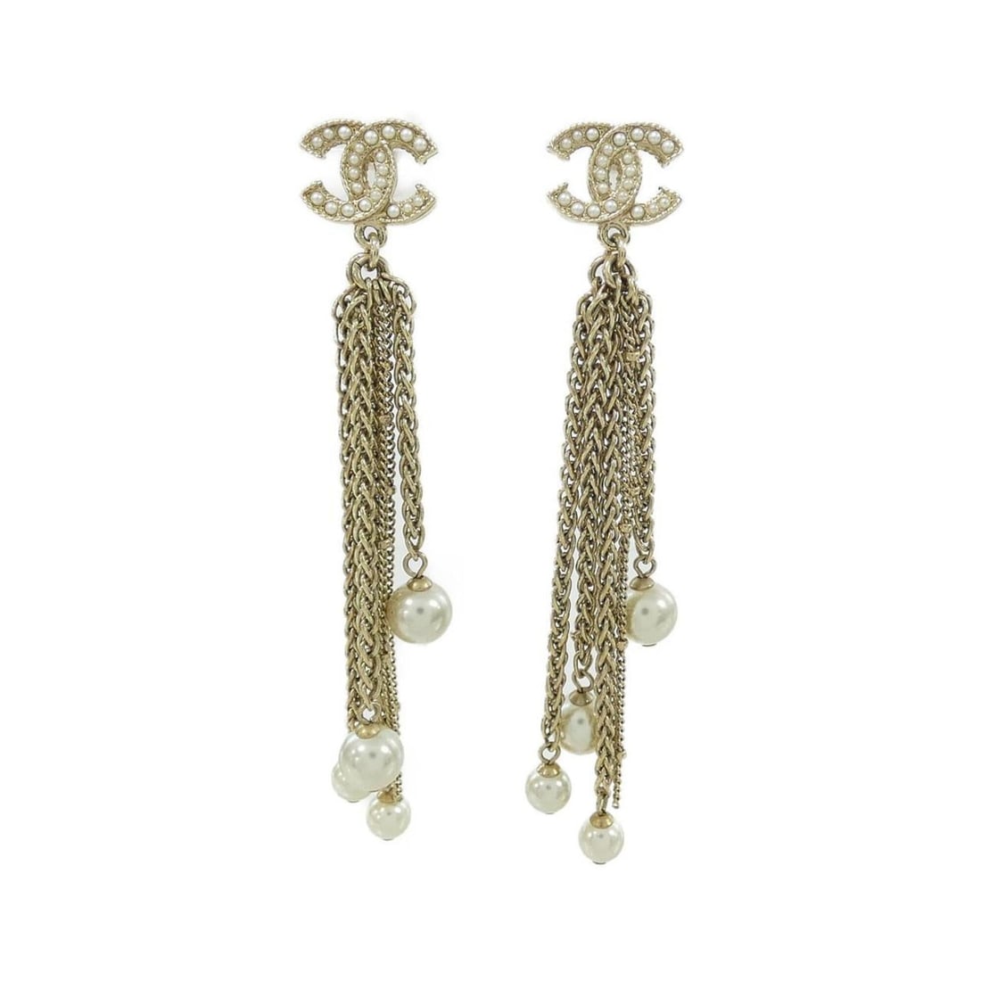 Chanel AB0672 Earrings: --- Catalog ---Category: SizeSize (HxWxD): 90.00mm x 15.00mm / 3.54'' x 0.59''Category: DesignType: Stud earringsColor: WhiteGender: WomenCategory: GeneralMPN: AB0672Brand: Chanel--- Item List