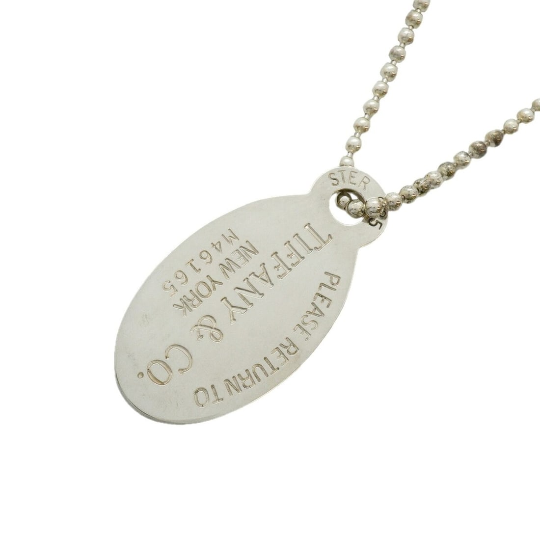 Tiffany & Co. Return to Oval Sterling Silver Necklace for Women: --- Catalog ---Category: SizePendant Size: 42.4mm x 20.7mm / 1.66'' x 0.81''Neck Circumference: 86 cm / 33.85''Category: DesignGender: WomenMaterial: Silver 925Necklace Type: NecklaceCategory: General