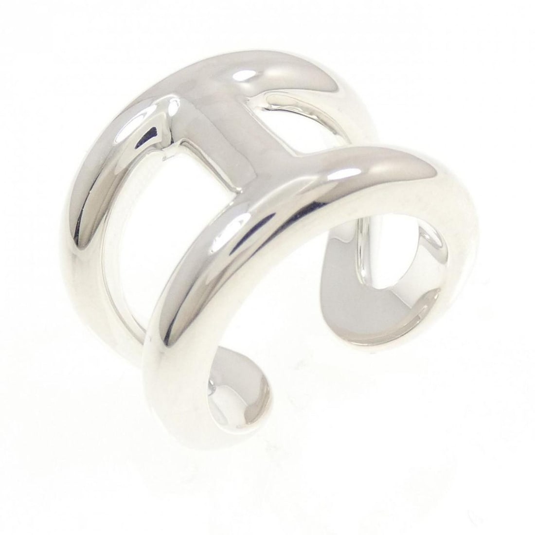 Hermes Hermès Osmo's Large Ring: --- Catalog ---Category: SizeUS Size: 7Brand Size: 54Category: DesignType: Band ringGender: WomenMaterial: Silver 925Category: GeneralMPN: H102536BBrand: Hermes--- Item List ---Section:
