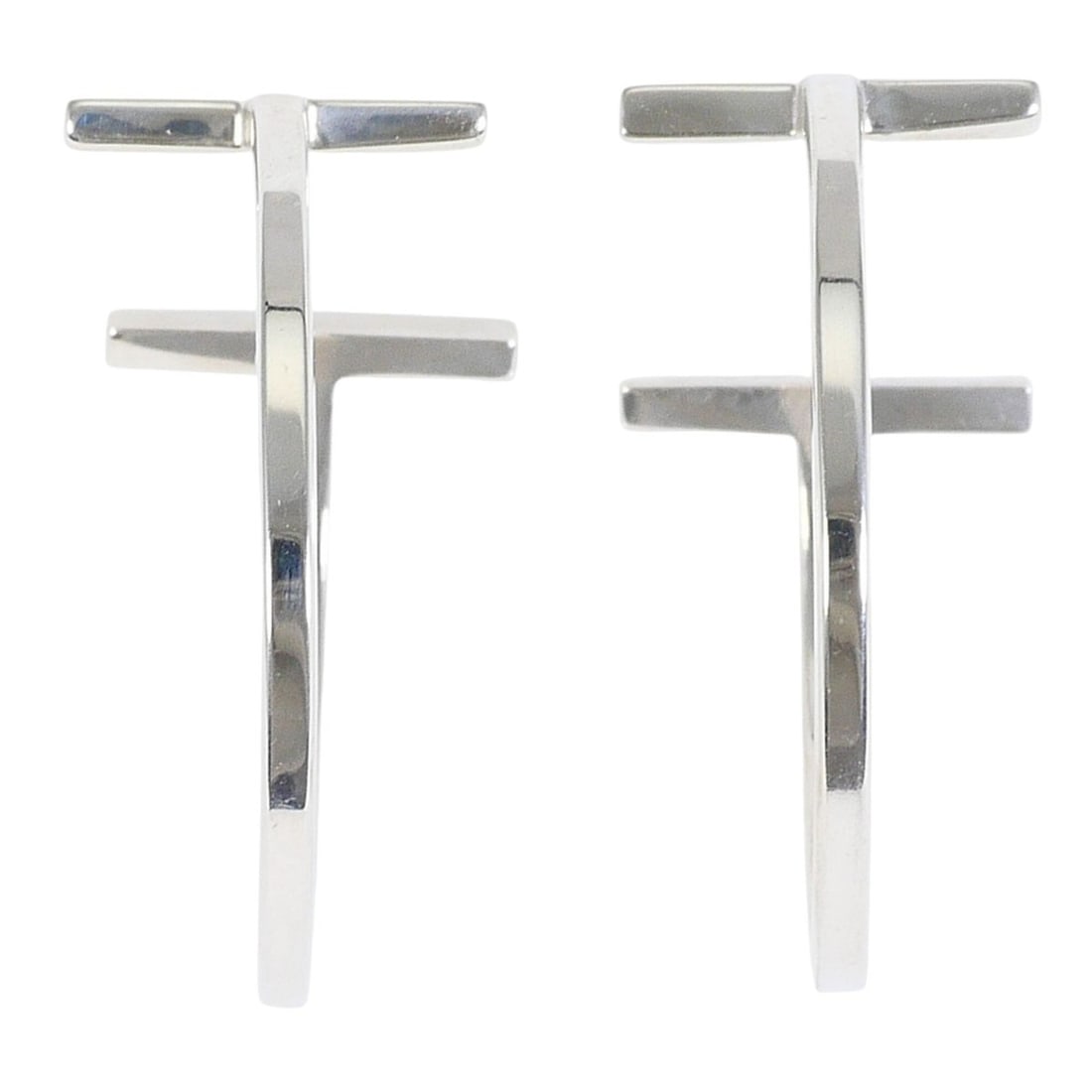 Tiffany & Co. T-Wire Hoop Silver Earrings, Total Weight 3.5g, Like New Condition.: --- Catalog ---Category: SizeWeight: 3.5g / 0.12oz.Category: DesignType: Hoop earringsGender: WomenMaterial: Silver 925Category: GeneralBrand: Tiffany--- Item List ---Section: ConditionRanking: Rank S