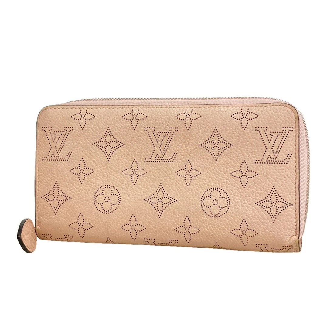 Louis Vuitton Mahina Zippy Wallet M61868 Magnolia (Women's): --- Catalog ---Category: SizeSize (HxWxD): 10cm x 19.5cm x 2.5cm / 3.93'' x 7.67'' x 0.98''Category: DesignType: Long wallet (bi-fold)Color: MagnoliaGender: WomenCategory: GeneralMPN: M61868Brand: Lou