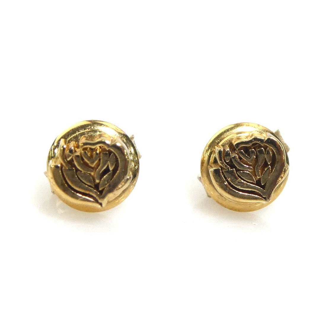 Burberry BURBERRY Earrings Metal Gold Women's h31974a: --- Catalog ---Category: SizeSize (HxWxD): 5.00mm x 6.00mm / 0.20'' x 0.24''Category: DesignType: Stud earringsColor: GoldGender: WomenMaterial: MetalCategory: GeneralBrand: Burberry--- Item List ---S
