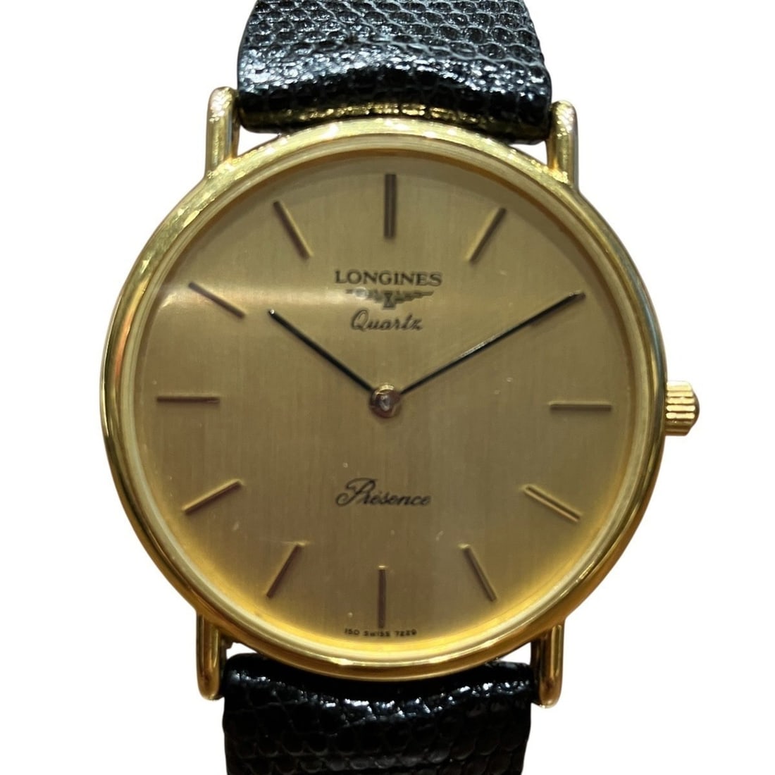 Longines Présence watch, total weight 24g, stainless steel, genuine leather strap, quartz movement,: --- Catalog ---Category: SizeWrist Size: 15cm - 19cm / 5.9'' - 7.48''Case Diameter: 32.5mm / 1.28''Category: DesignType: WristwatchGender: MenColor (Dial): GoldMaterial (Band): Leather, Stainless stee