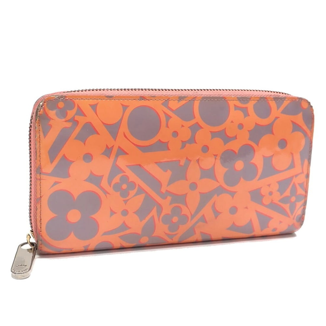 Louis Vuitton Round Long Wallet Vernis Sweet Monogram Zippy Women's M90124 2014 Valentine's Day: --- Catalog ---Category: SizeSize (HxWxD): 11cm x 19.5cm x 2.2cm / 4.33'' x 7.67'' x 0.86''Category: DesignType: Long wallet (bi-fold)Color: CorailGender: WomenMaterial: Monogram , Vernis Category: Ge