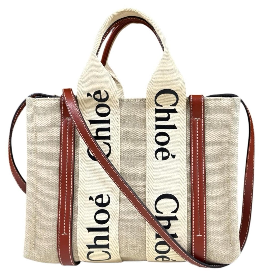 Chloé Chloe Woody Small Tote Shoulder Bag, Linen CHC22AS397I26, Brown, Women's, 2-way: --- Catalog ---Category: SizeSize (HxWxD): 20cm x 25cm x 8cm / 7.87'' x 9.84'' x 3.14''Category: DesignType: Shoulder bag, Tote bagColor: Beige, BrownGender: WomenHandmade: YesMaterial: Linen , Leathe