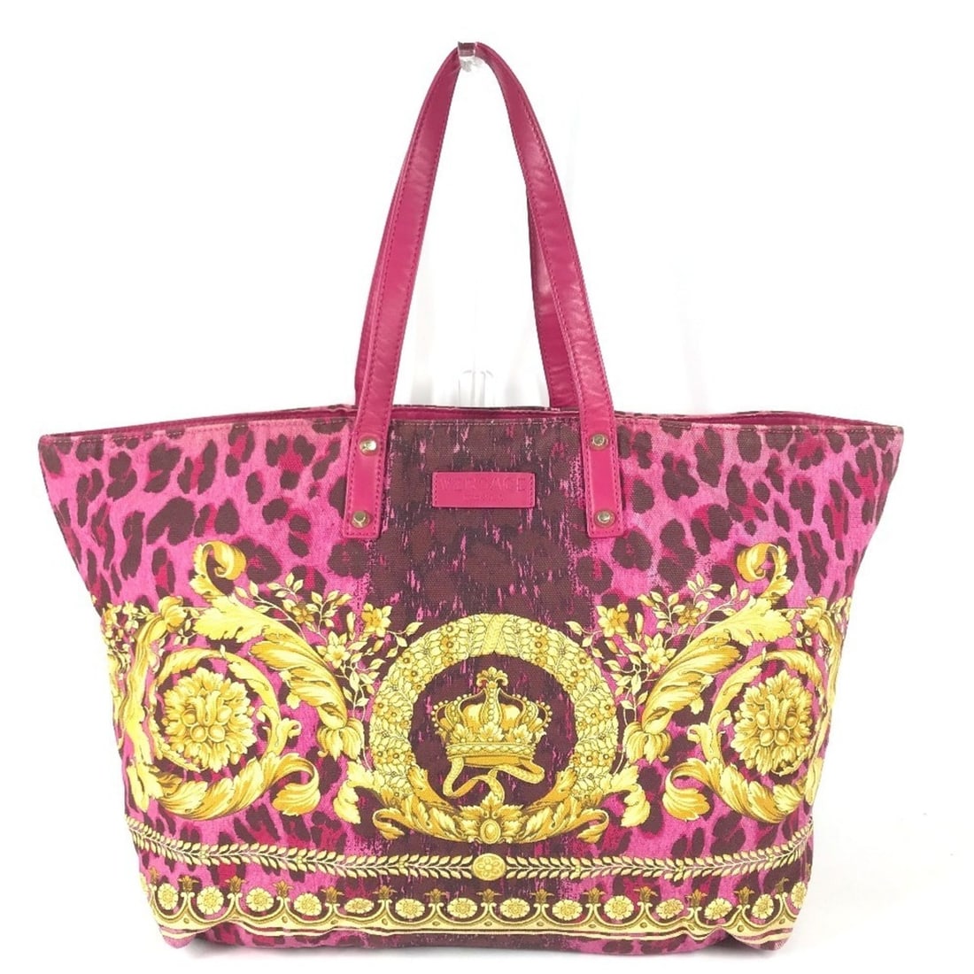 VERSACE (Versace) Logo Print Tote Bag/Shoulder Bag, Leather/Canvas, Men's/Women's, Pink: --- Catalog ---Category: SizeSize (HxWxD): 31.5cm x 37cm x 19.5cm / 12.4'' x 14.56'' x 7.67''Category: DesignType: Shoulder bag, Tote bagColor: Pink, YellowGender: Men,WomenMaterial: Leather , Canvas 
