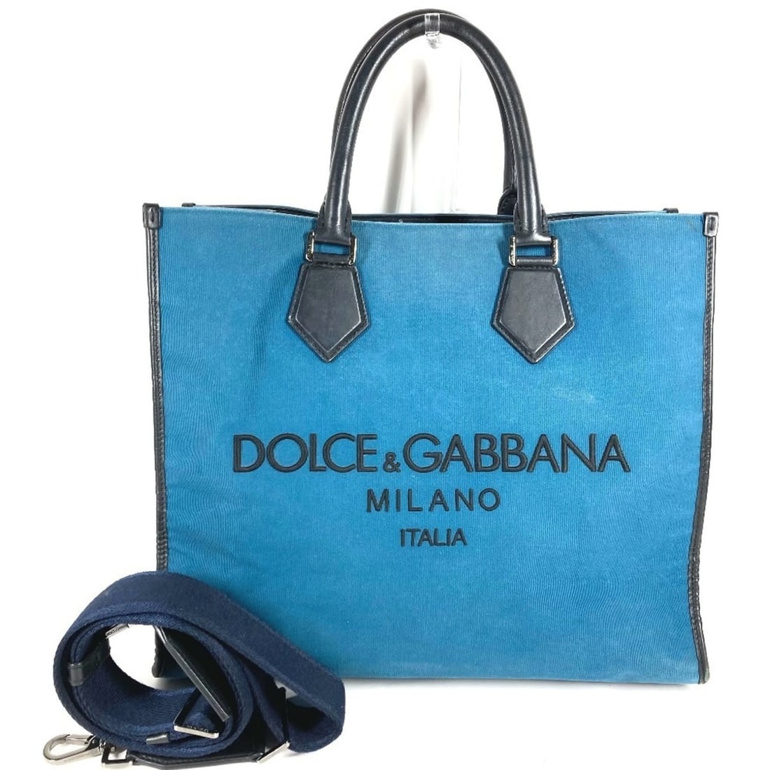 Dolce & Gabbana DOLCE&GABBANA Shopping Bag, Logo, 2-Way Bag (Tote Bag/Shoulder Bag), Leather/Canvas,: --- Catalog ---Category: SizeSize (HxWxD): 34cm x 41cm x 17cm / 13.38'' x 16.14'' x 6.69''Category: DesignType: Shopping bag, Shoulder bag, Tote bagColor: Black, BlueGender: Men,WomenMaterial: Leather