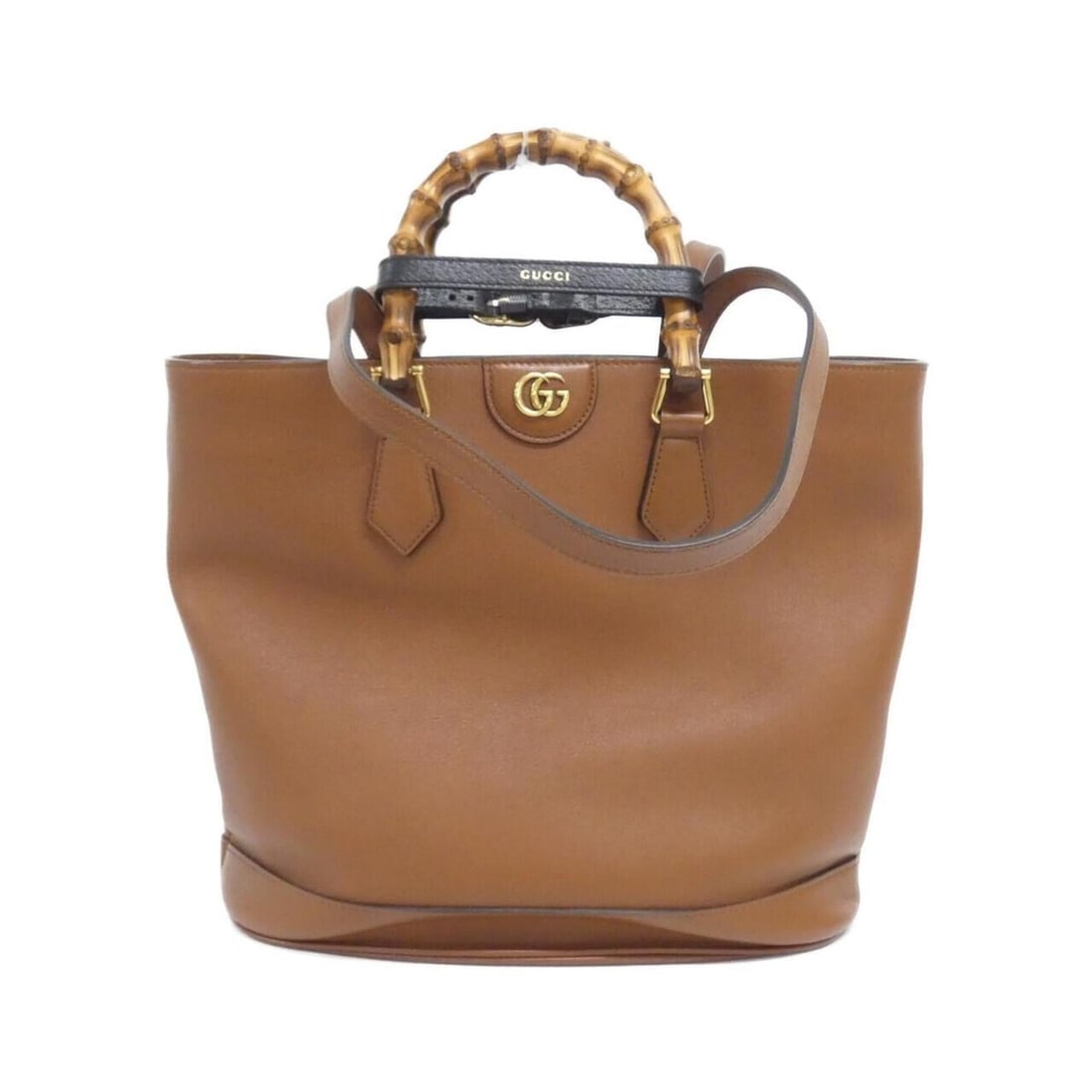 Gucci DIANA 750394 UAAAY Handbag: --- Catalog ---Category: SizeSize (HxWxD): 27cm x 30cm x 15cm / 10.62'' x 11.81'' x 5.9''Category: DesignType: HandbagColor: BrownGender: Women,MenMaterial: Leather Hardware Color: GoldCategory: Gener