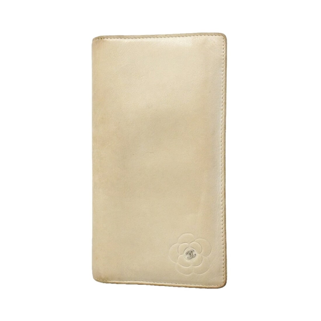 Chanel long wallet, Camellia design, leather, beige, women's.: --- Catalog ---Category: SizeSize (HxWxD): 18.5cm x 10cm x 2cm / 7.28'' x 3.93'' x 0.78''Category: DesignType: Long wallet (bi-fold)Color: BeigeGender: WomenMaterial: Leather Category: GeneralBrand: C