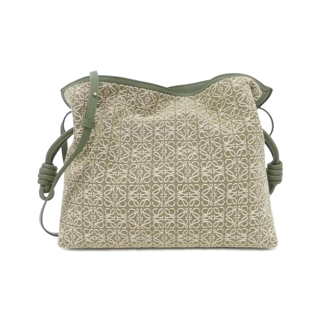 Loewe Flamenco Clutch A411FC1X33 Handbag: --- Catalog ---Category: SizeSize (HxWxD): 24cm x 29cm x 9cm / 9.44'' x 11.41'' x 3.54''Category: DesignType: HandbagColor: GreenGender: WomenMaterial: Canvas , Leather Leather/Fur Type: CalfskinCateg