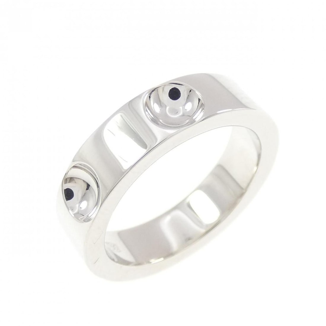 Louis Vuitton Petite Bague Empreinte Ring: --- Catalog ---Category: SizeUS Size: 5Brand Size: 49Category: DesignType: Band ringGender: WomenMaterial: White gold (18K)Category: GeneralMPN: Q9125ABrand: Louis Vuitton--- Item List ---Section: Con