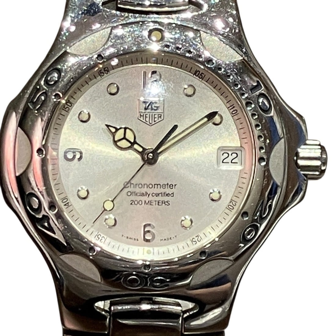 TAG Heuer Kirium Chronometer Watch, Total Weight 135.2g, Stainless Steel, Automatic Movement, Silver: --- Catalog ---Category: SizeWrist Size: 15.5cm / 6.1''Case Diameter: 40mm / 1.57''Category: DesignType: WristwatchGender: MenColor (Dial): SilverMaterial (Band): Stainless steelMaterial (Case):