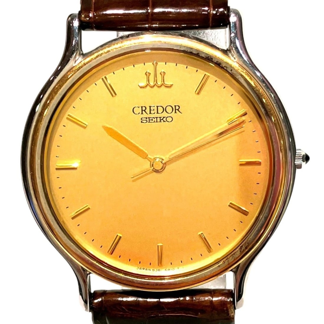 Seiko SEIKO wristwatch, total weight 23.2g, stainless steel x yellow gold leather strap, quartz: --- Catalog ---Category: SizeWrist Size: 14cm - 18.5cm / 5.51'' - 7.28''Case Diameter: 32mm / 1.26''Category: DesignType: WristwatchGender: MenColor (Dial): GoldMaterial (Band): LeatherMaterial (Case)