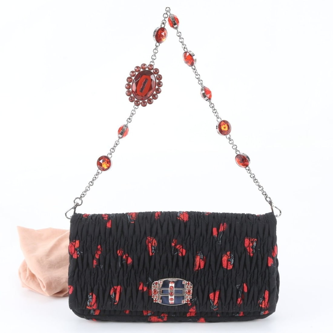 Miu Miu Miu Matelassé Strawberry Bijou Leather Shoulder Bag Tote for Women: --- Catalog ---Category: SizeSize (HxWxD): 15cm x 28cm x 4cm / 5.9'' x 11.02'' x 1.57''Category: DesignType: Shoulder bag, Tote bagColor: BlackGender: WomenMaterial: Leather , Nylon Category: GeneralB