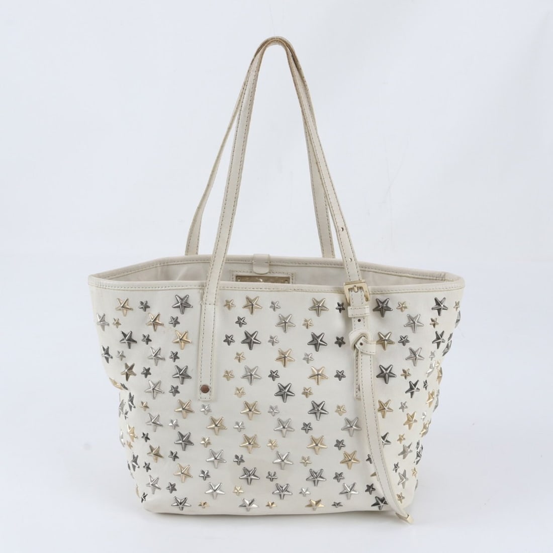 Jimmy Choo Sasha Star Studded Leather Tote Bag Shoulder Handbag for Women: --- Catalog ---Category: SizeSize (HxWxD): 20cm x 23cm x 13cm / 7.87'' x 9.05'' x 5.11''Handle Length: 47cm / 18.5''Category: DesignType: Handbag, Shoulder bag, Tote bagColor: Silver, WhiteGender: Wom