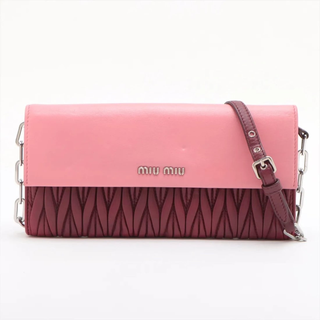 Miu Miu Miu Matelassé Chain Wallet Shoulder Bag Leather Long for Women: --- Catalog ---Category: SizeSize (HxWxD): 10cm x 21cm x 2cm / 3.93'' x 8.26'' x 0.78''Category: DesignType: Chain/Shoulder walletColor: PinkGender: WomenMaterial: Leather Category: GeneralLine: Matel