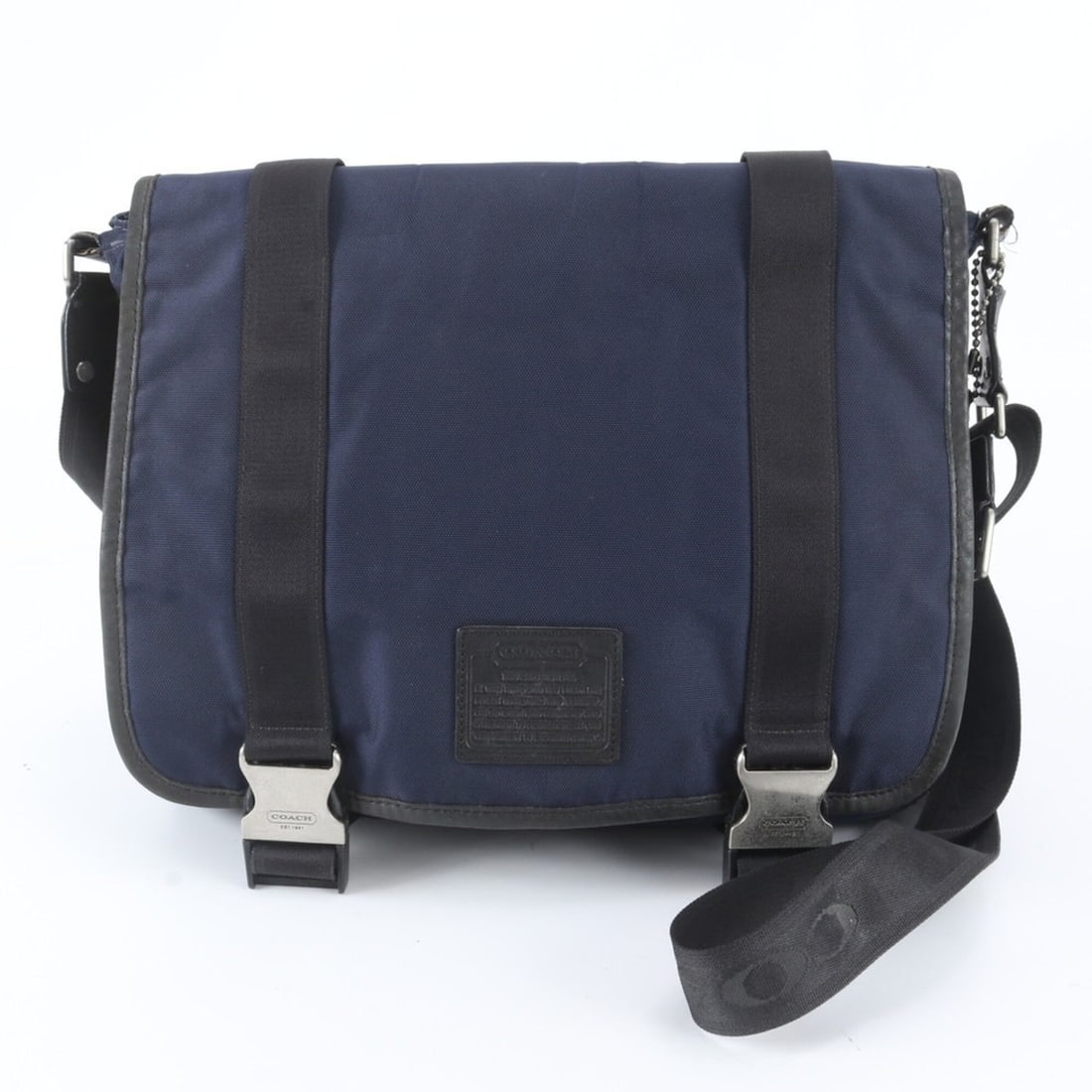Coach Leather Nylon Shoulder Bag Messenger Business Tote Navy Blue Men's: --- Catalog ---Category: SizeSize (HxWxD): 28cm x 32cm x 9cm / 11.02'' x 12.59'' x 3.54''Strap Length: 135cm / 53.14''Category: DesignType: Messenger bag, Shoulder bagColor: Black, NavyGender: MenMate