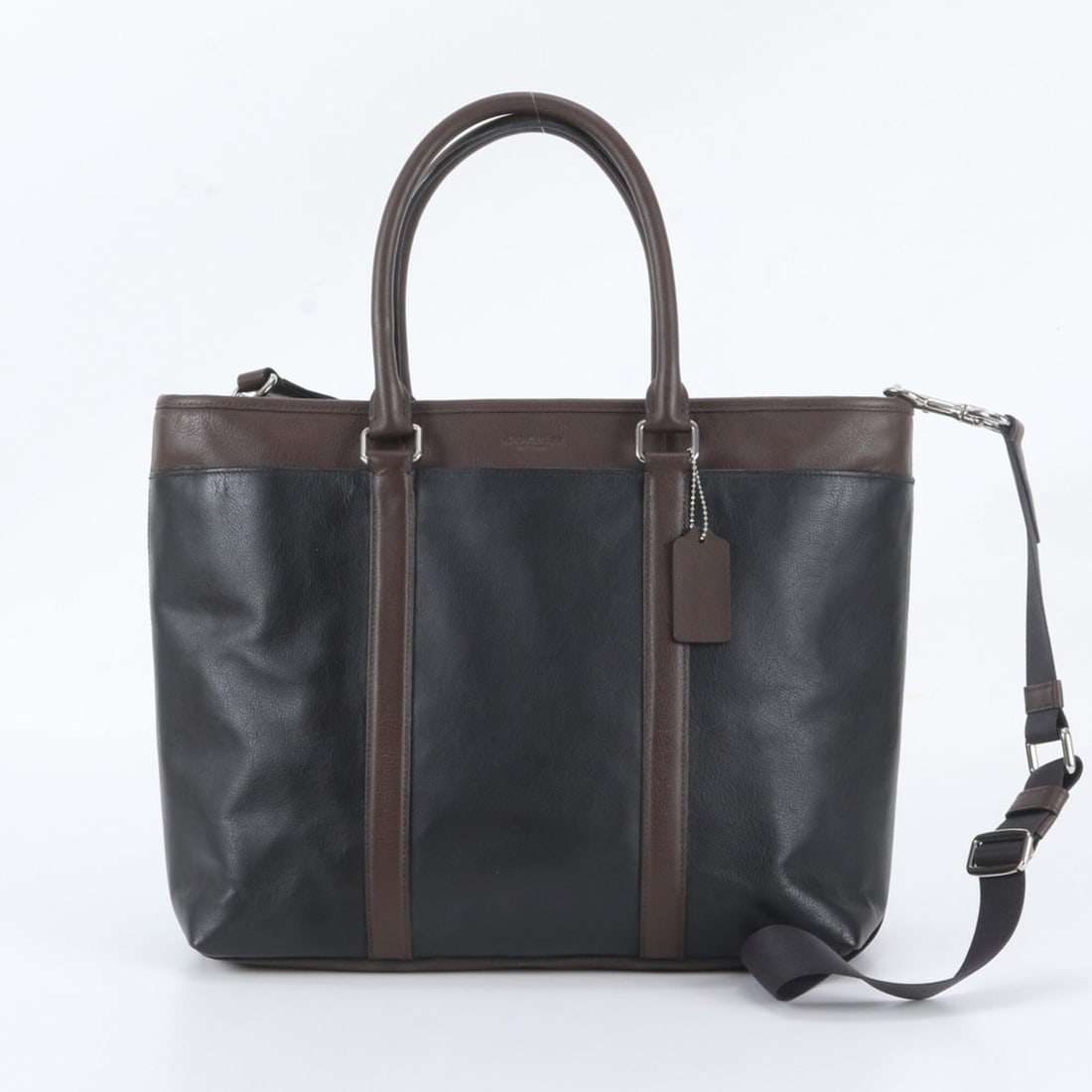 Coach Leather 2-Way Business Bag Tote Shoulder Black Men's: --- Catalog ---Category: SizeSize (HxWxD): 32cm x 37cm x 12cm / 12.59'' x 14.56'' x 4.72''Strap Length: 110cm / 43.3''Handle Length: 52cm / 20.47''Category: DesignType: Shoulder bag, Tote bagColor: Bl