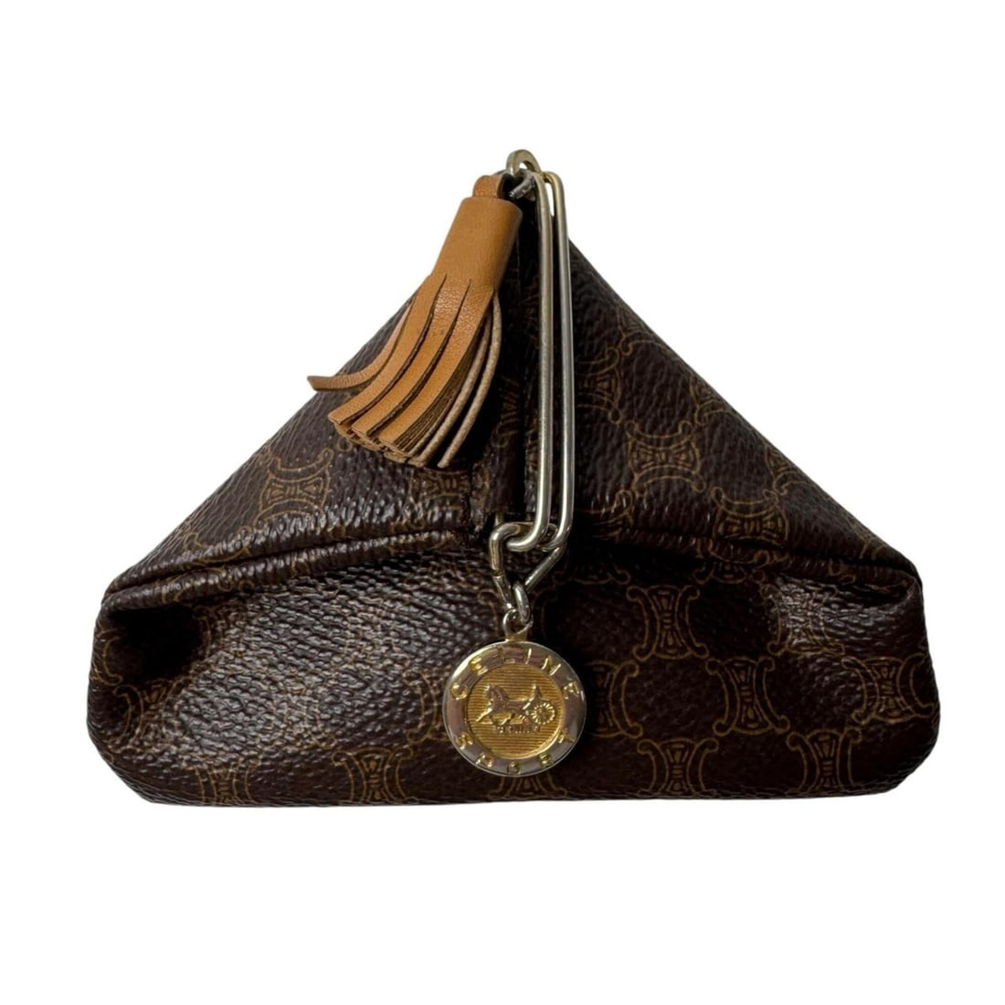 Celine CELINE Triangle Wallet/Coin Case Macadam Carriage Hardware Tassel Old Vintage Women's: --- Catalog ---Category: SizeSize (HxWxD): 8cm x 11cm / 3.14'' x 4.33''Category: DesignType: Coin purse/coin caseColor: BrownGender: WomenMaterial: PVC , Leather Category: GeneralBrand: Celine--- Item