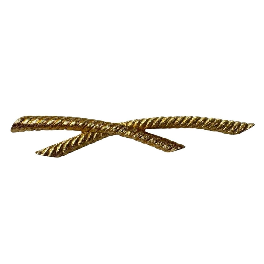 Christian Dior Brooch, Rope Twist, Gold, Vintage, Women's: --- Catalog ---Category: SizeSize (HxWxD): 8.2cm x 1.4cm / 3.22'' x 0.55''Category: DesignType: BroochColor: GoldGender: WomenMaterial: Gold plating, MetalCategory: GeneralBrand: Christian Dior--- Ite