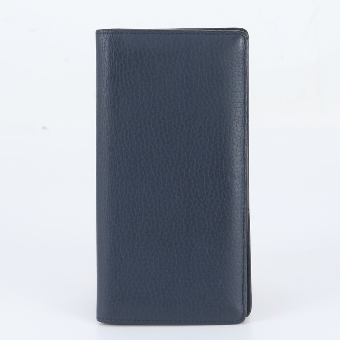 Louis Vuitton Portefeuille Brazza M58818 Leather Bi-fold Long Wallet for Men: --- Catalog ---Category: SizeSize (HxWxD): 9.5cm x 19cm x 1cm / 3.74'' x 7.48'' x 0.39''Category: DesignType: Long wallet (bi-fold)Color: OceanGender: MenMaterial: Leather Category: GeneralMPN: M58818