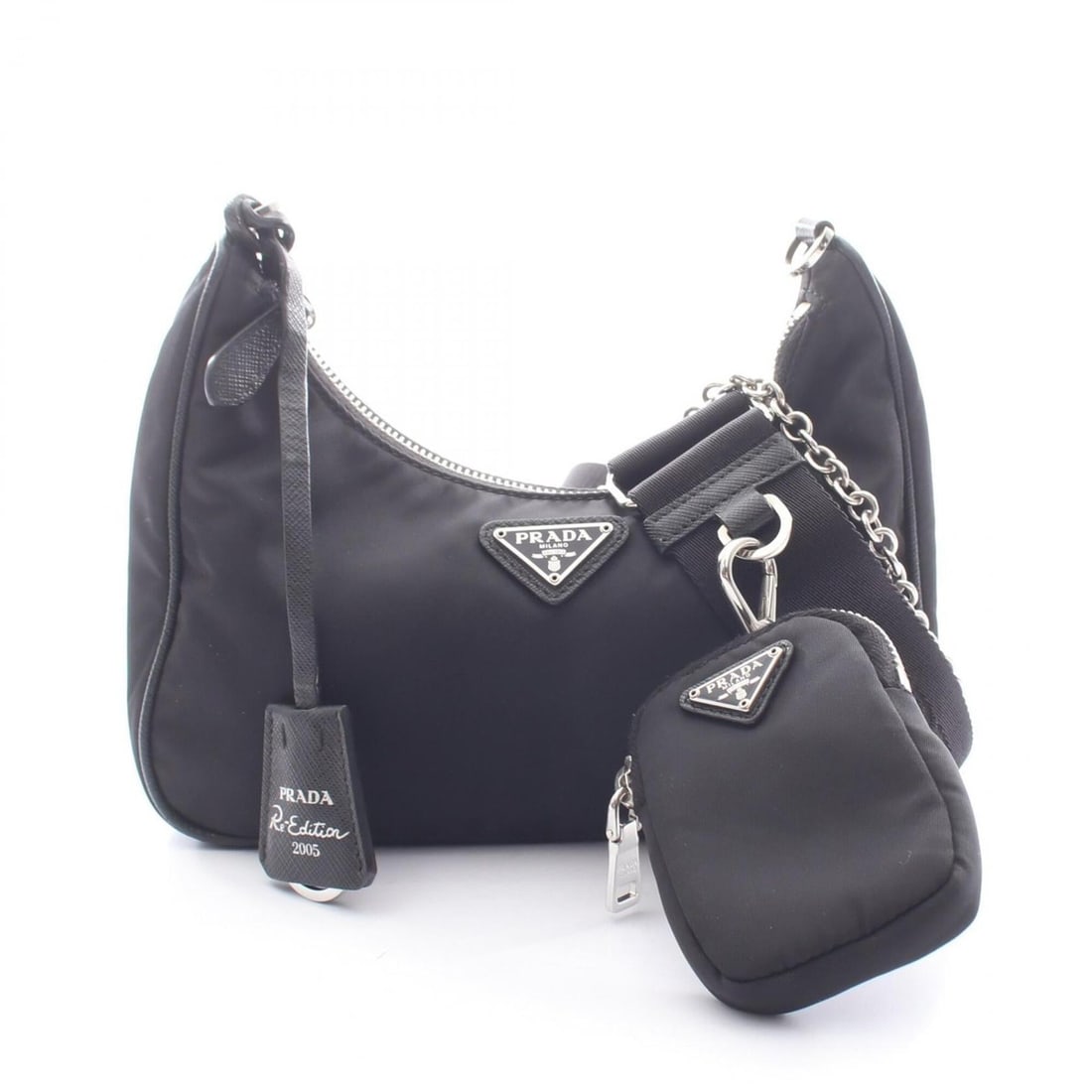 Prada Re-Edition 2005 2-Way Shoulder Bag/Handbag, Nylon & Saffiano Leather, Women's, Black: --- Catalog ---Category: SizeSize (HxWxD): 11cm x 22cm x 6cm / 4.33'' x 8.66'' x 2.36''Category: DesignType: Handbag, Pouch, Shoulder bagColor: BlackGender: WomenMaterial: Nylon , Leather Leather/Fur 