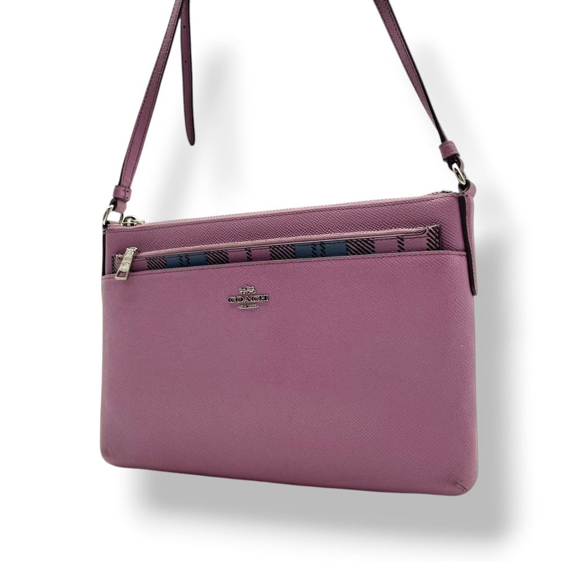 COACH F22252 Crossbody Shoulder Bag, Leather, Light Purple, Women's S86: --- Catalog ---Category: SizeSize (HxWxD): 18cm x 28cm x 3cm / 7.08'' x 11.02'' x 1.18''Category: DesignType: Shoulder bagColor: Light purpleGender: WomenMaterial: Leather , Canvas Category: GeneralMP