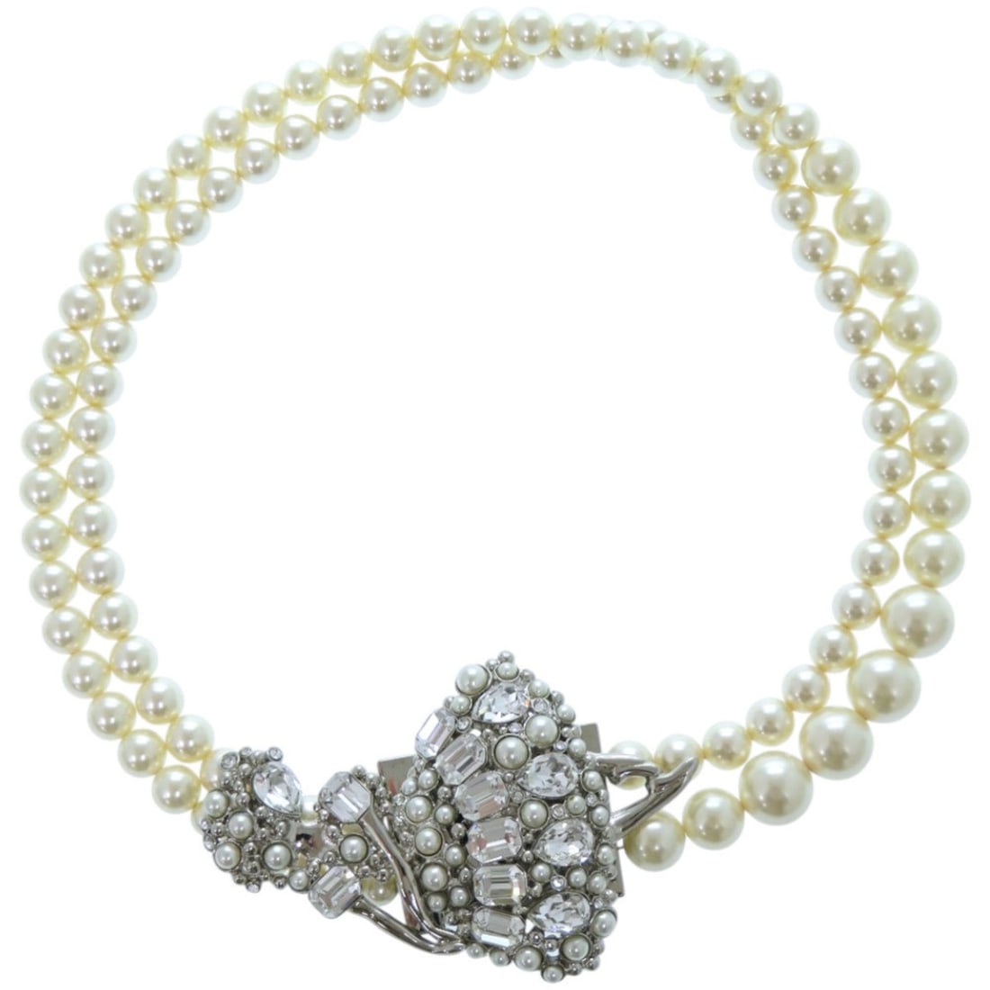 Miu Miu Miu Double Strand Faux Pearl Necklace with Metal and White (1036MIUMIU): --- Catalog ---Category: SizePendant Size: 55mm x 80mm / 2.16'' x 3.14''Neck Circumference: 41 cm / 16.14''Category: DesignColor: Silver, WhiteGender: WomenMaterial: Artificial pearl, MetalNecklace Ty
