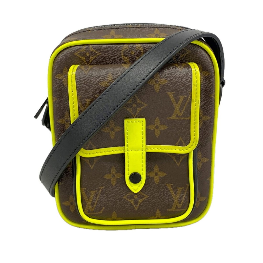 Louis Vuitton Monogram Macassar Christopher Wearable Wallet Shoulder Bag M80793 Brown Neon Yellow: --- Catalog ---Category: SizeSize (HxWxD): 18cm x 15cm x 5.5cm / 7.08'' x 5.9'' x 2.16''Category: DesignType: Shoulder bagColor: BrownGender: WomenCategory: GeneralMPN: M80793Brand: Louis Vuitton--- I