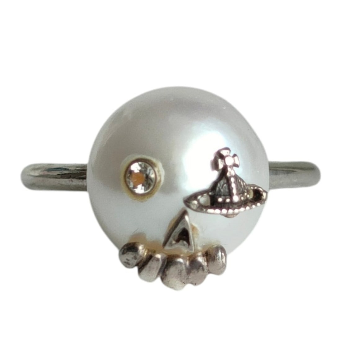 Vivienne Westwood Orb Pearl Ring, 925 Sterling Silver (Size M, equivalent to size 1-1), Women's: --- Catalog ---Category: SizeJP Size: 12.5US Size: 6.5Category: DesignColor: SilverStone: PearlGender: WomenCategory: GeneralBrand: Vivienne Westwood--- Item List ---Section: ConditionRanking: Rank SA