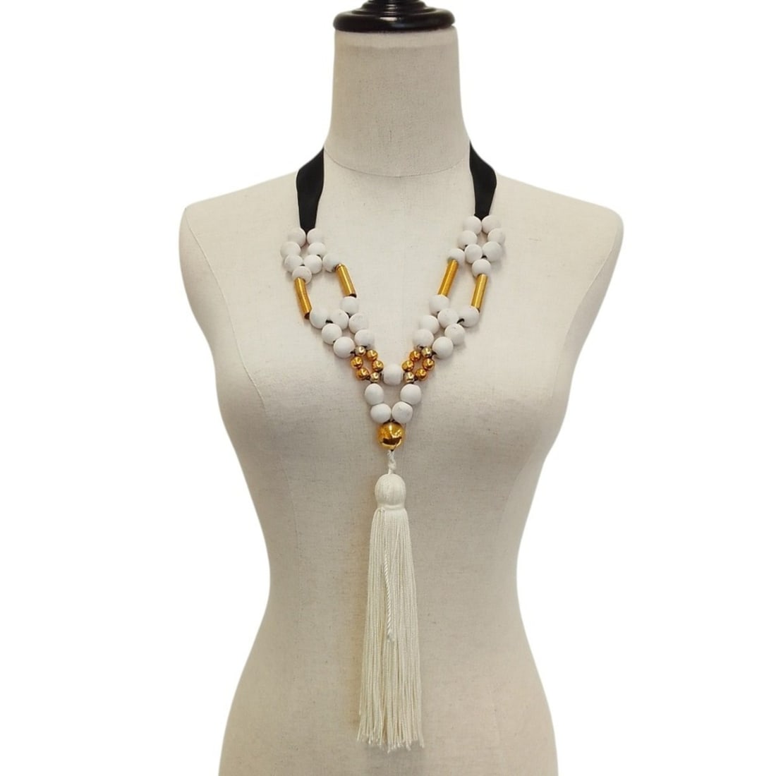 MARNI Tassel Ribbon Necklace, White/Black, Women's: --- Catalog ---Category: SizePendant Size: 240mm x 300mm / 9.44'' x 11.81''Neck Circumference: 197.5 cm / 77.75''Category: DesignColor: Black, WhiteGender: WomenNecklace Type: NecklaceCategory: Genera