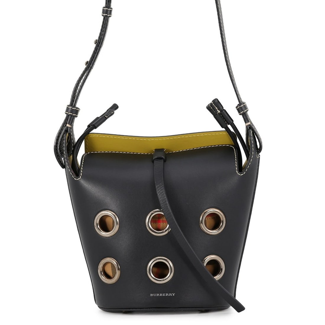 Burberry Shoulder Bag Nova Check Bucket Leather 4078584 BURBERRY Black Handbag: --- Catalog ---Category: SizeSize (HxWxD): 22cm x 17.5cm x 12.5cm / 8.66'' x 6.88'' x 4.92''Category: DesignType: Handbag, Shoulder bagColor: BlackGender: WomenMaterial: Leather Hardware Color: Silver
