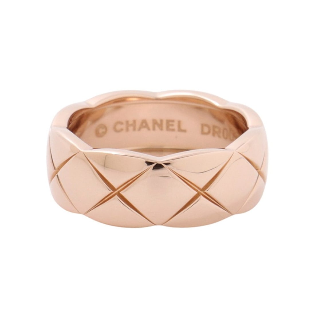 Chanel Coco Crush Collection Medium Ring, 18K Pink Gold, Size 47, J10817. (CHANEL ring): --- Catalog ---Category: SizeJP Size: 7US Size: 4Category: DesignType: Band ringGender: WomenMaterial: Pink gold (18K)Category: GeneralBrand: Chanel--- Item List ---Section: ConditionRanking: Rank SA 
