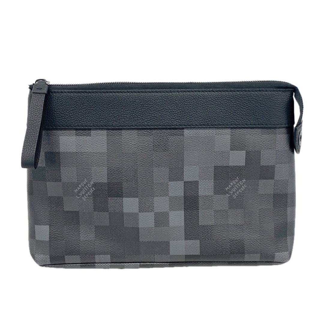Louis Vuitton Damouflage Pochette Voyage Souple Clutch Bag M14926 Black Men's: --- Catalog ---Category: SizeSize (HxWxD): 20.5cm x 33.5cm x 8cm / 8.07'' x 13.18'' x 3.14''Category: DesignType: Clutch bagColor: BlackGender: MenCategory: GeneralMPN: M14926Brand: Louis Vuitton--- I