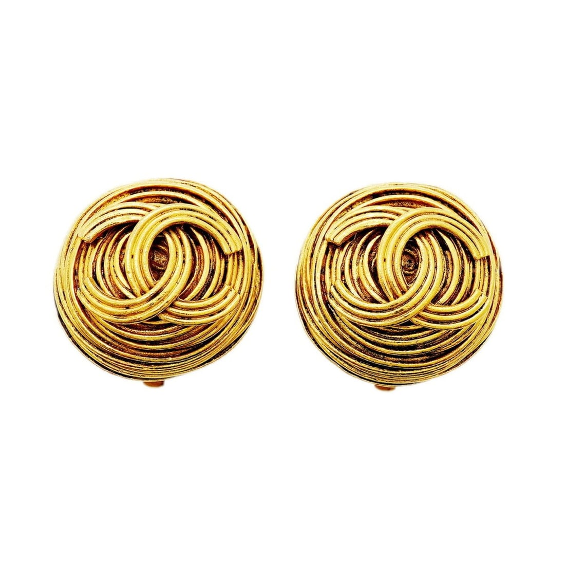 Chanel Earrings, Coco Mark Circle, GP Plated Gold, Women's: --- Catalog ---Category: SizeSize (HxWxD): 27.40mm x 26.60mm / 1.08'' x 1.05''Category: DesignType: Clip earringsColor: GoldGender: WomenMaterial: Gold platingCategory: GeneralBrand: Chanel--- Item Li