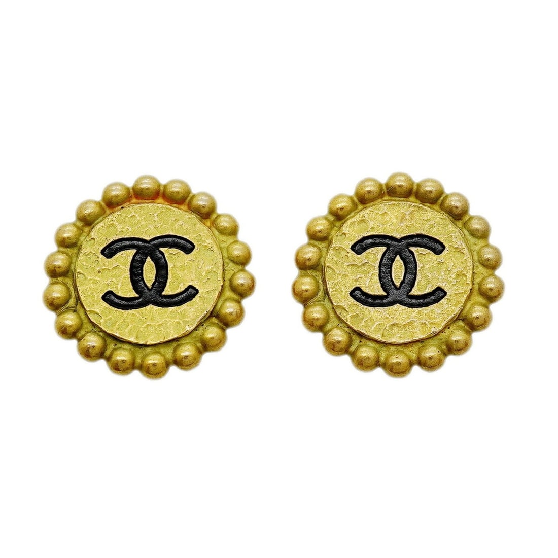 Chanel earrings, Coco Mark, GP plated, gold, women's.: --- Catalog ---Category: SizeSize (HxWxD): 26.40mm x 26.70mm / 1.04'' x 1.05''Category: DesignType: Clip earringsColor: GoldGender: WomenMaterial: Gold platingCategory: GeneralBrand: Chanel--- Item Li