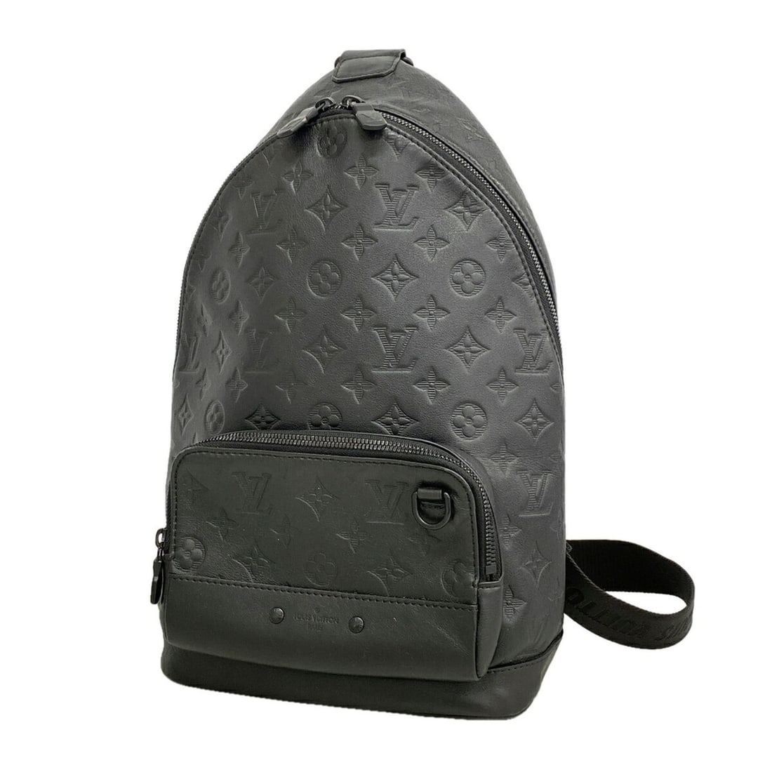 Louis Vuitton Monogram Shadow Racer Sling Bag M46107 Black Men's P3556100: --- Catalog ---Category: SizeSize (HxWxD): 42cm x 24cm x 12cm / 16.53'' x 9.44'' x 4.72''Category: DesignType: Sling bagColor: BlackGender: MenCategory: GeneralMPN: M46107Brand: Louis Vuitton--- Item 