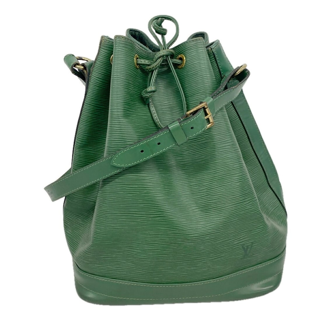 Louis Vuitton Epi Noe Shoulder Bag M44004 Borneo Green (Women's): --- Catalog ---Category: SizeSize (HxWxD): 33cm x 26cm x 19cm / 12.99'' x 10.23'' x 7.48''Category: DesignType: Shoulder bagColor: Borneo greenGender: WomenCategory: GeneralMPN: M44004Brand: Louis Vui