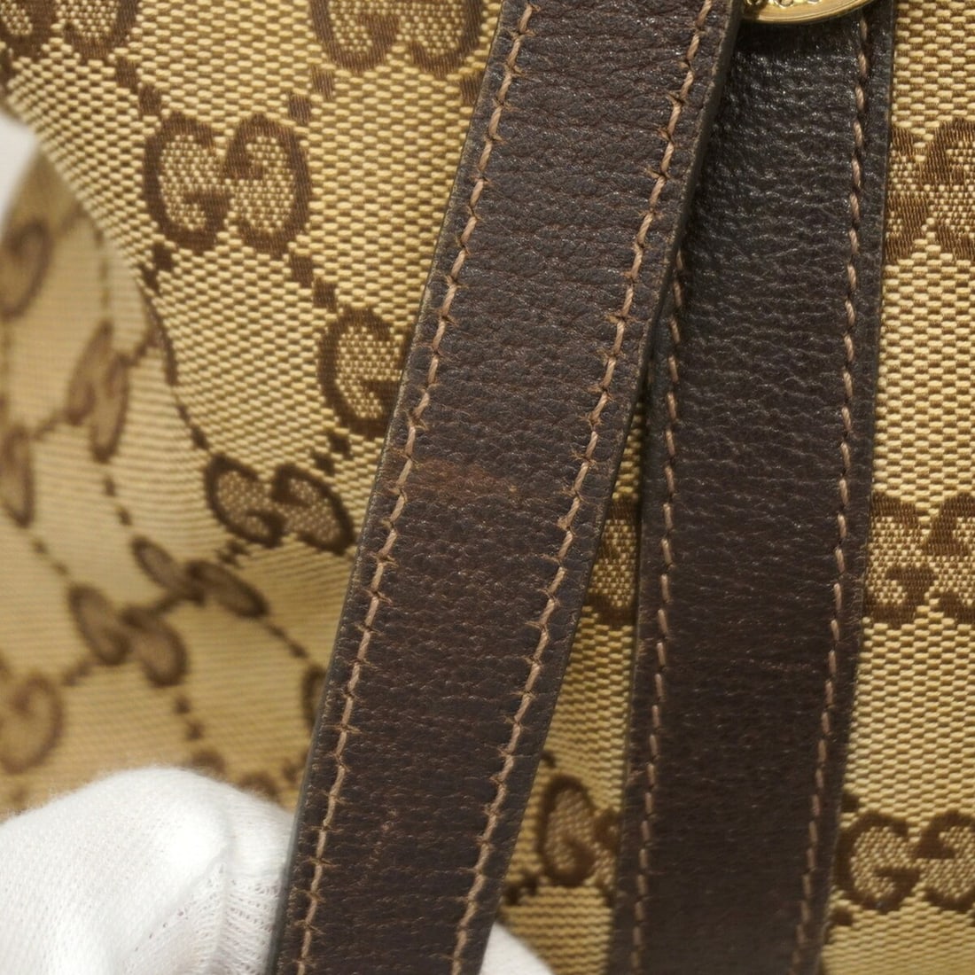 Louis Vuitton Taiga Multicles M30500 Key Case - 12