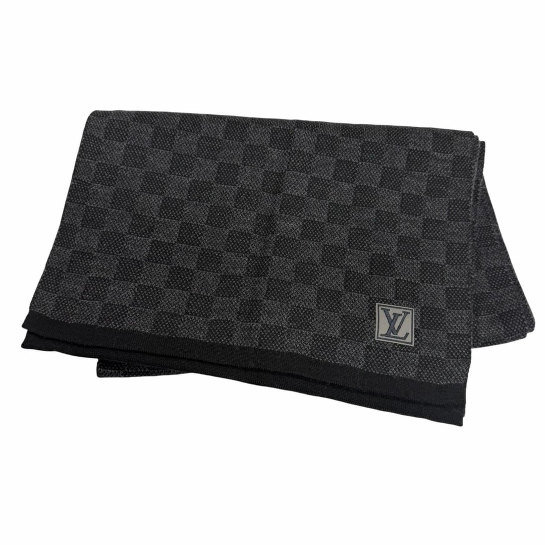 LOUIS VUITTON M70028 Echarpe Petit Damier 100% Wool LV Logo Patch Stole Scarf Black Made in Italy: --- Catalog ---Category: SizeSize (LxW): 1.76m x 31cm / 69.29'' x 12.2''Category: DesignType: StoleColor: BlackGender: MenMaterial: Wool Category: GeneralMPN: M70028Brand: Louis VuittonCountry of Orig