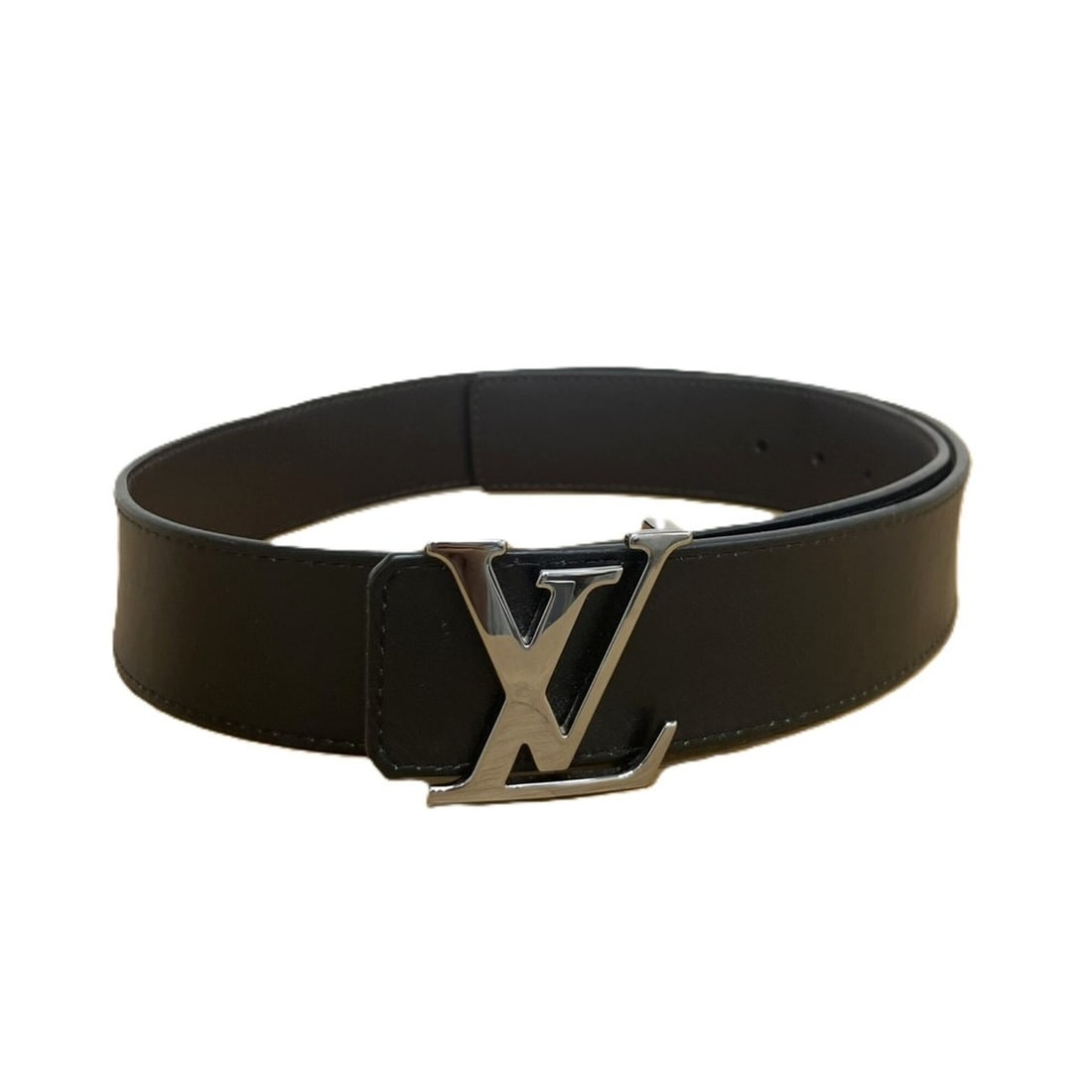 Louis Vuitton M9887 Ceinture LV Initial 40MM 85/34 Belt Black x Brown: --- Catalog ---Category: SizeWidth: 4cm / 1.57''Buckle Size: 4.5cm x 4.7cm / 1.77'' x 1.85''Category: DesignType: Standard beltColor: Black, BrownGender: MenMaterial (Strap): Leather Category: General