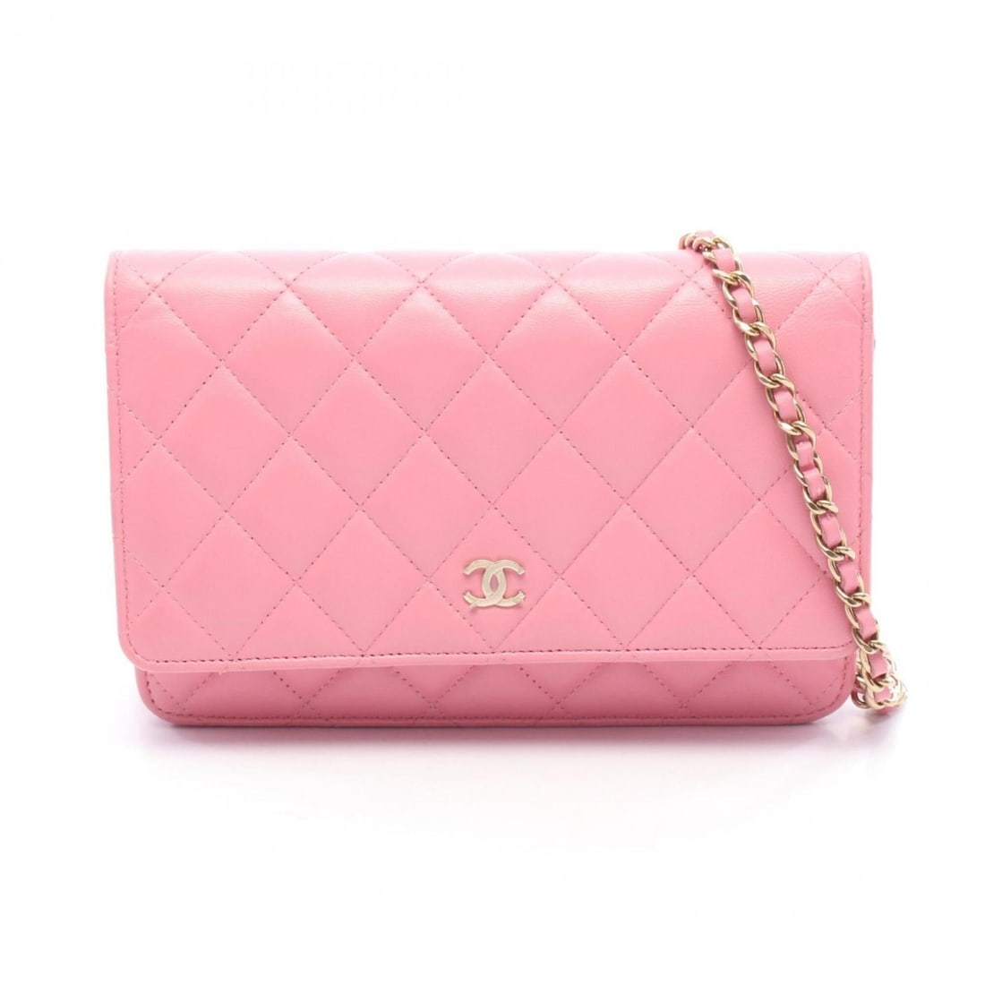 Chanel Matelassé Shoulder Bag/Handbag, Lambskin Leather, Women's, Pink (AP0250): --- Catalog ---Category: SizeSize (HxWxD): 12cm x 19cm x 3.5cm / 4.72'' x 7.48'' x 1.37''Strap Length: 128cm / 50.39''Category: DesignType: Handbag, Shoulder bagColor: PinkGender: WomenMaterial: Leath