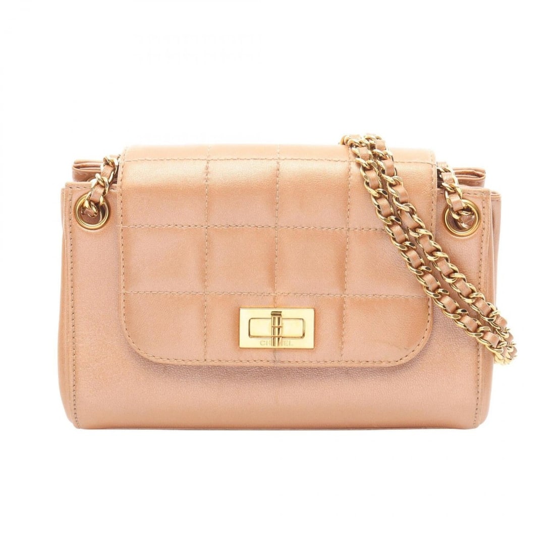 Chanel 2.55 Chocolate Bar Shoulder Bag/Handbag, Lambskin Leather, Women's, Pink: --- Catalog ---Category: SizeSize (HxWxD): 13cm x 18cm x 7cm / 5.11'' x 7.08'' x 2.75''Category: DesignType: Handbag, Shoulder bagColor: PinkGender: WomenMaterial: Leather Leather/Fur Type: LambskinCa