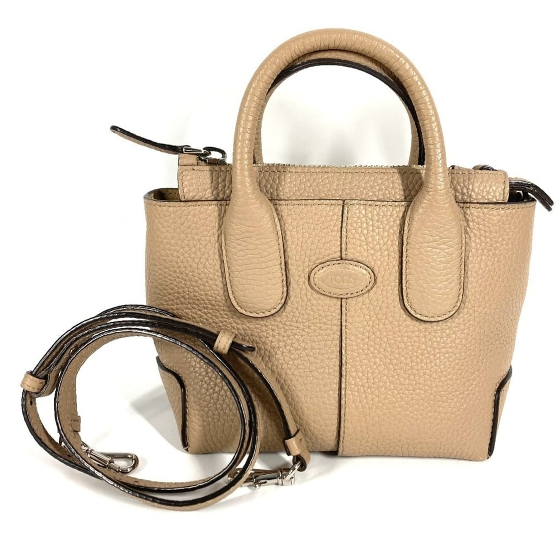 Tod's TOD’S XBWDBSA0100WSS Di Mini Logo Handbag, 2-Way Bag (Crossbody, Tote, Shoulder Bag),: --- Catalog ---Category: SizeSize (HxWxD): 14cm x 17.5cm x 9.5cm / 5.51'' x 6.88'' x 3.74''Category: DesignType: Handbag, Shoulder bag, Tote bagColor: BeigeGender: WomenMaterial: Leather Category: Gen